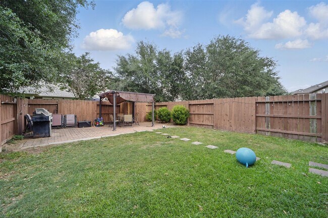 Building Photo - 6443 Calgary Woods Ln