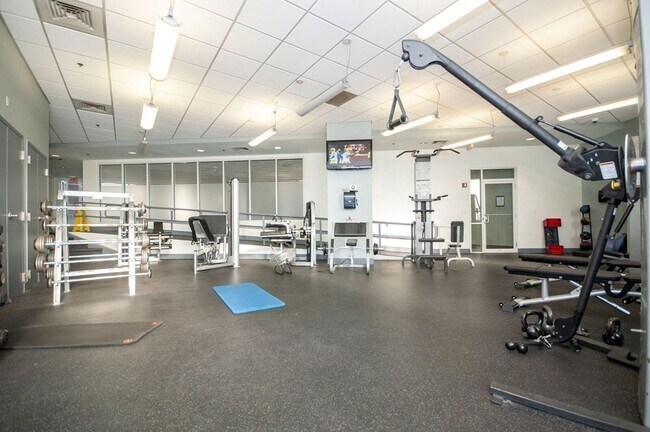 Building Photo - 8 Museum Way