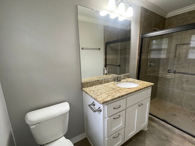 Building Photo - Broadmoor Gem! Come See Today!