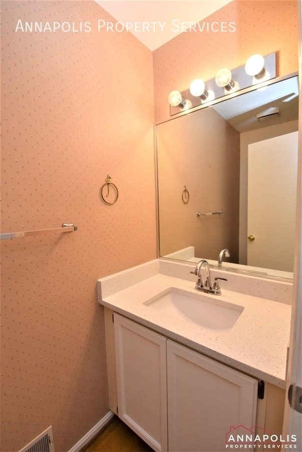 Building Photo - 13 Spindrift Way