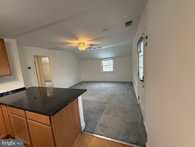 Building Photo - 2616 Arlington Blvd