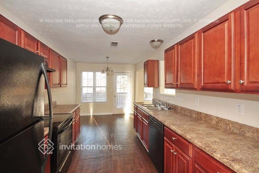 Building Photo - 1204 Opie Ln