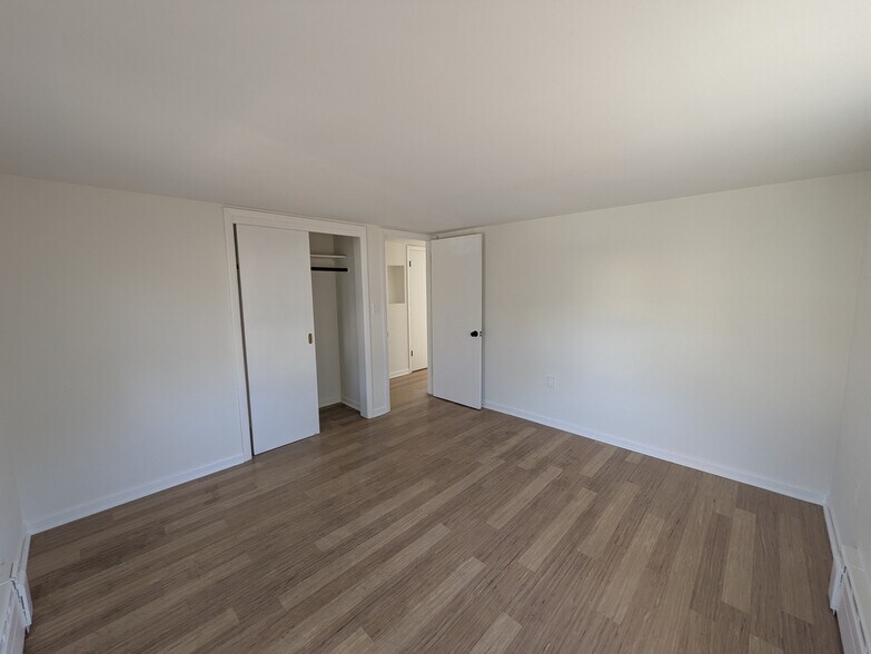 Building Photo - 1516 Lee St