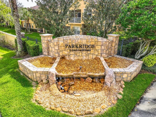 Building Photo - 3775 Parkridge Cir