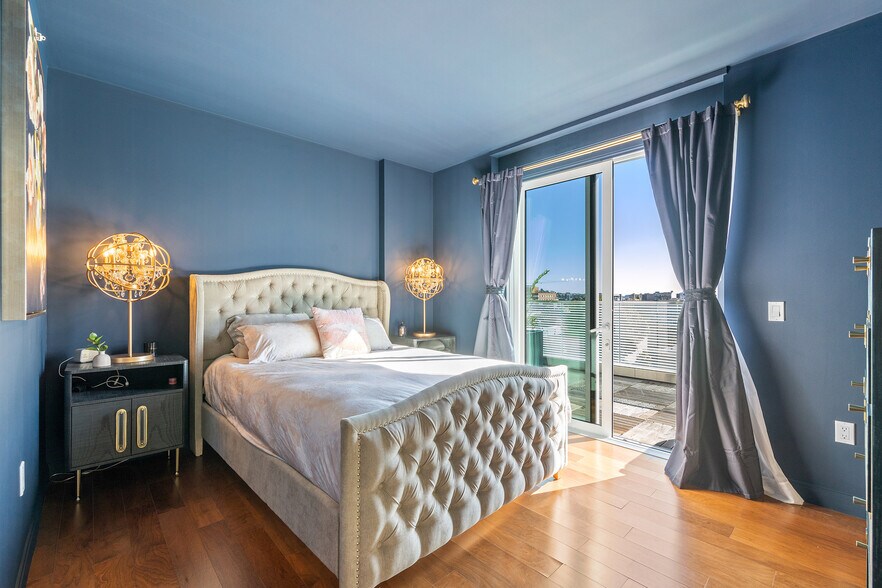 Building Photo - 555 Fulton St