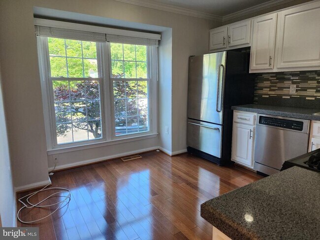 Building Photo - 3720 Mt Airey Ln