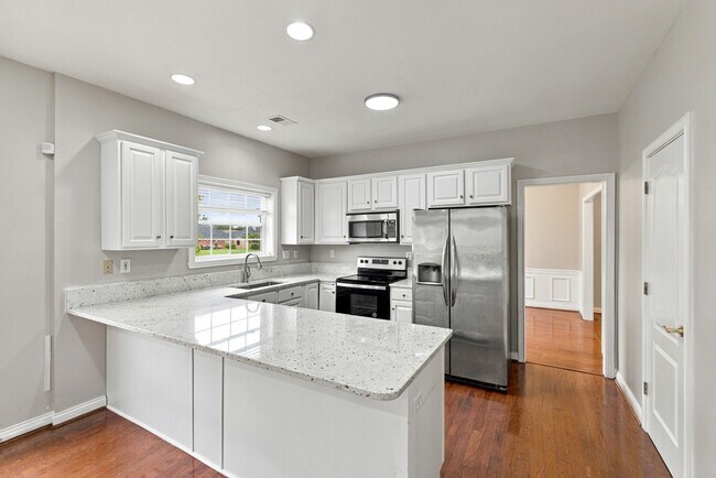 Building Photo - 3265 Marston Pl