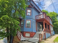 Building Photo - 614-618 E State St