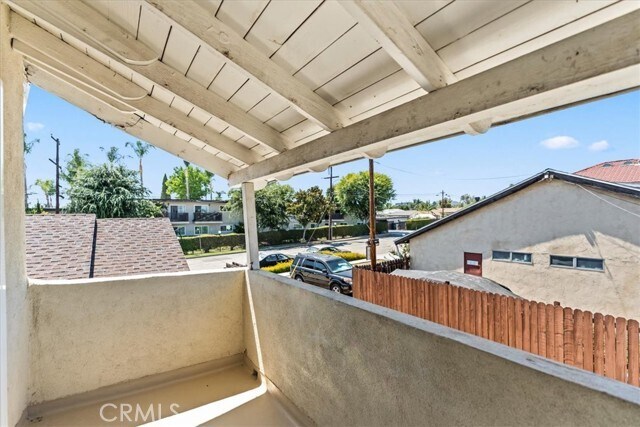 Building Photo - 220 N Monte Vista St