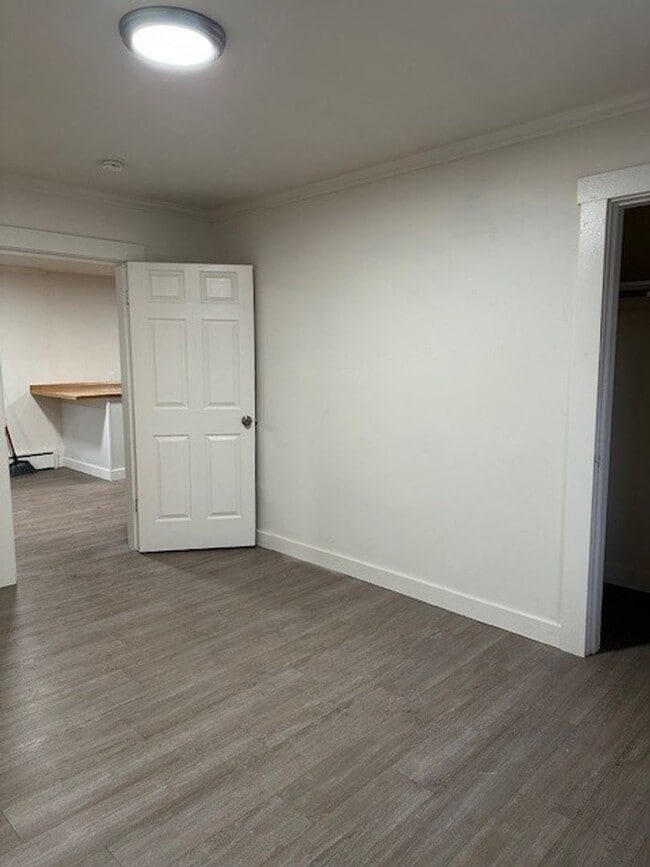 Building Photo - 163