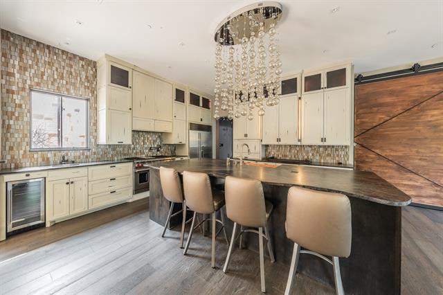 Building Photo - 1413 Post Oak Pl