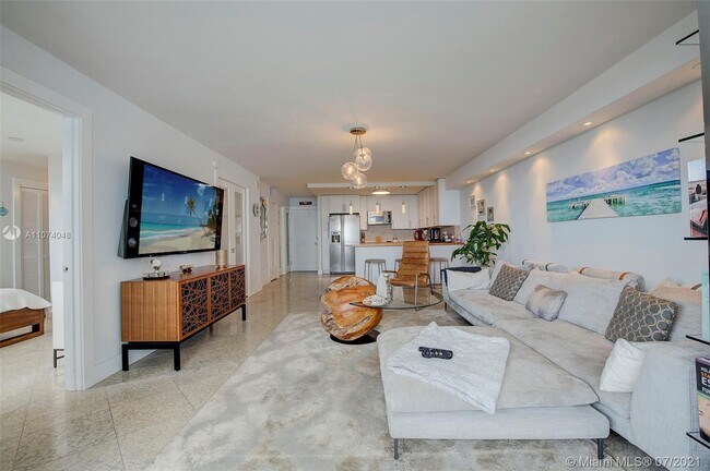 Building Photo - 5 Island Ave