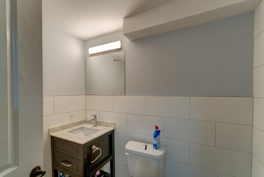 Building Photo - 58 Dixwell Ave