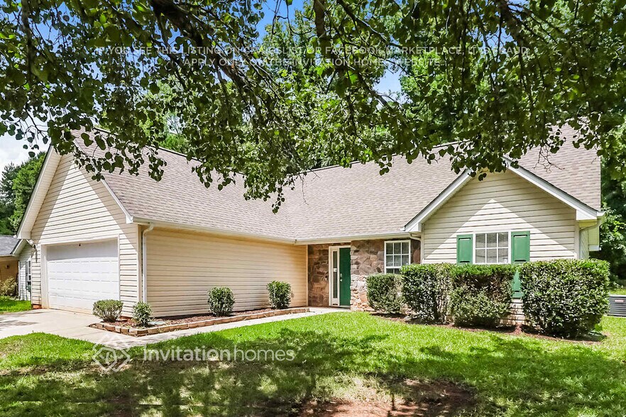 Building Photo - 2730 Stagbuck Dr