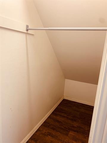Building Photo - 852 Brockden Dr