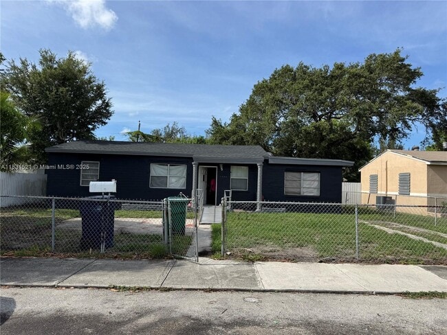 Primary Photo - 1240 NW 86th St