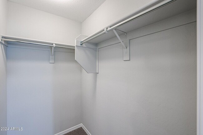 Building Photo - 8963 W Luke Ave