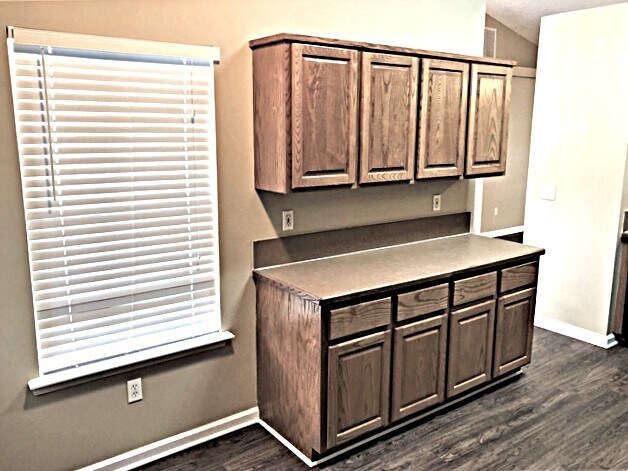 Building Photo - 2739 Ravine Hill Dr