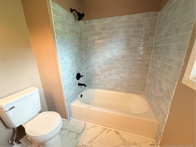 Building Photo - 5670 Blythewood Ln