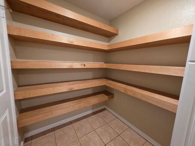 Building Photo - 1407 Blackbridge
