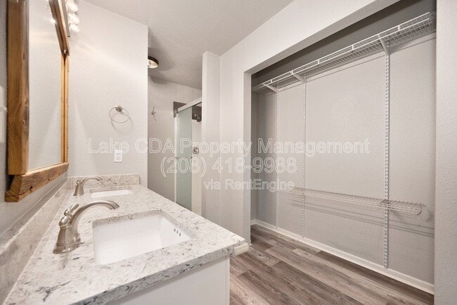 Building Photo - 11966 N Brighton Ct