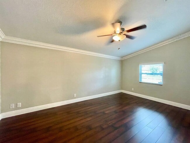 Building Photo - 909 N Excelda Ave