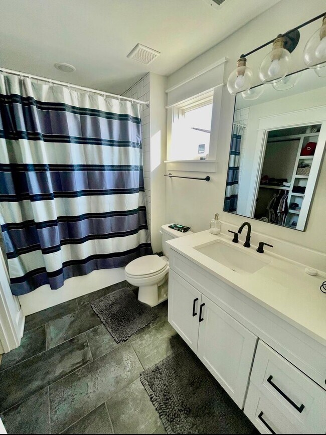 Building Photo - **HIGH-END EAST NASHVILLE HOME IN A 32-HOME BOUTIQUE COMMUNITY WITH GREEN SPACE**