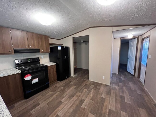 Building Photo - 13910 Anchor Ct