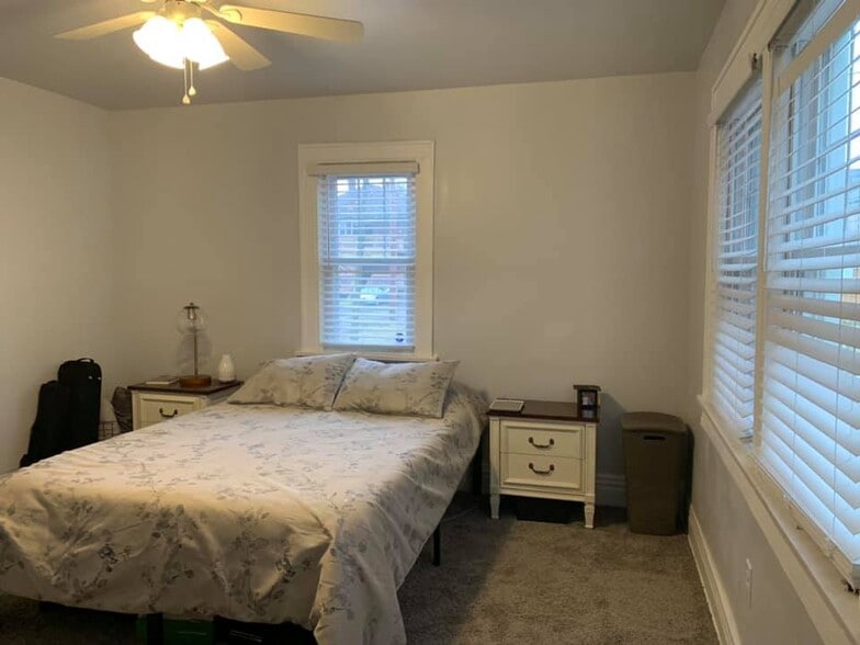 Primary Bedroom - 1617 Richmond Ave