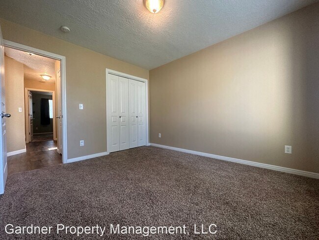 Building Photo - 3 br, 2 bath House - 814 S Cherokee Ave