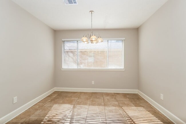 Building Photo - 7526 Shoshone Dr