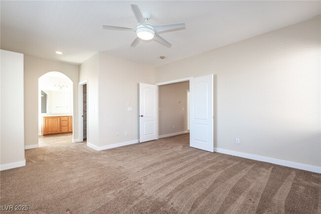 Building Photo - 8244 Brilliant Pompon Pl