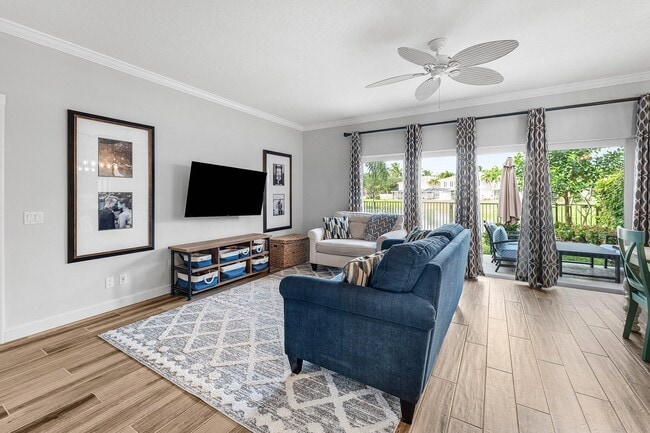 Building Photo - 2109 Tarpon Lake Way