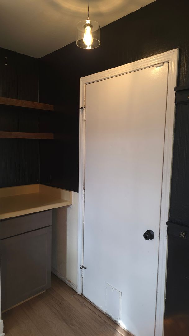 Building Photo - Tri-level home near Ft. Carson!!!