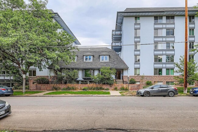 Building Photo - 555 E 10th Ave