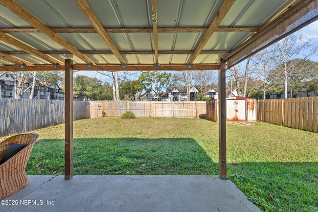 Building Photo - 13241 Mendenhall Pl