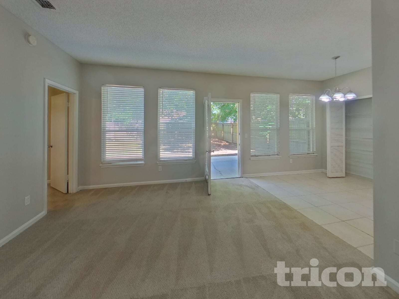 Building Photo - 3840 Tallcott Dr