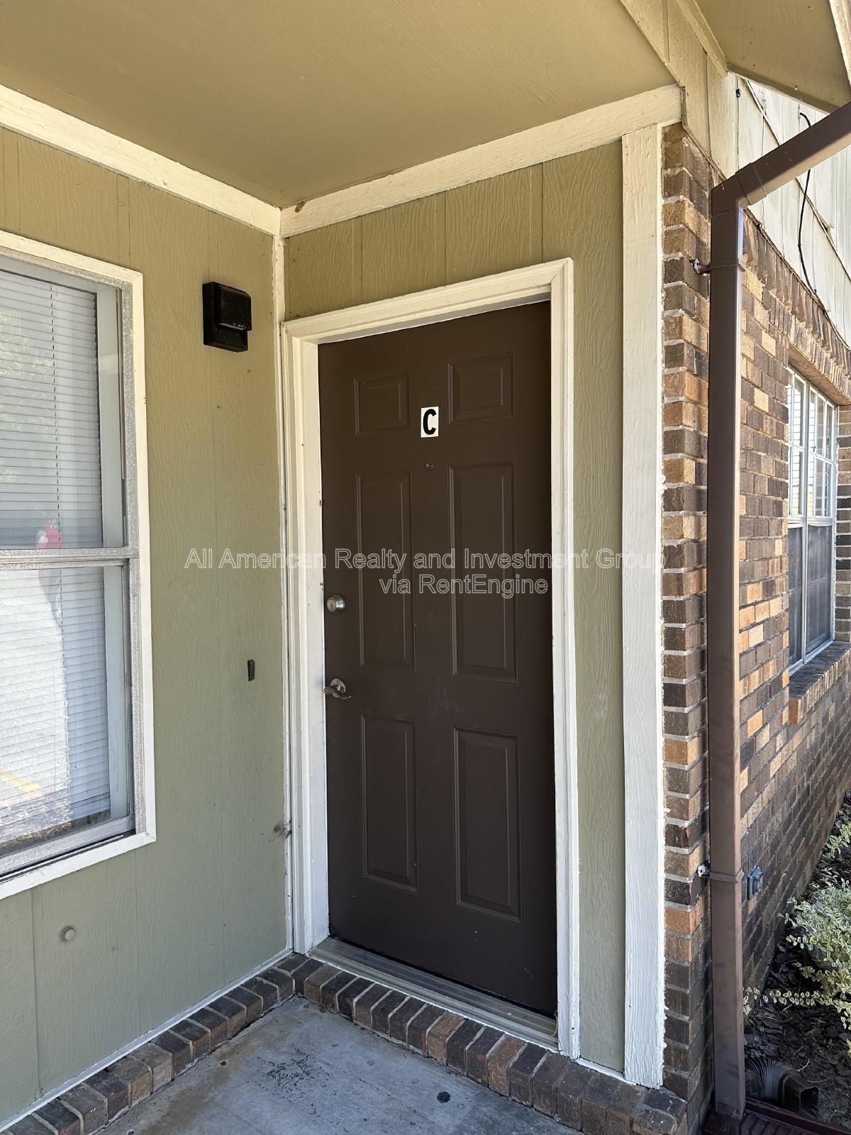 Building Photo - 146 Alabama Ave NW