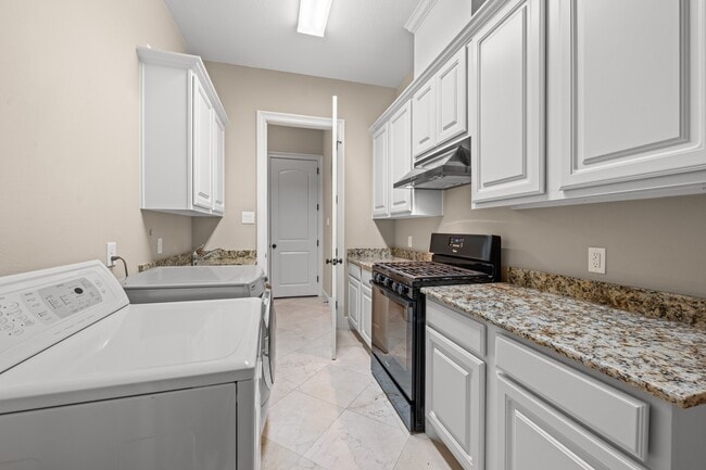 Building Photo - 75 S Fremont Ridge Loop