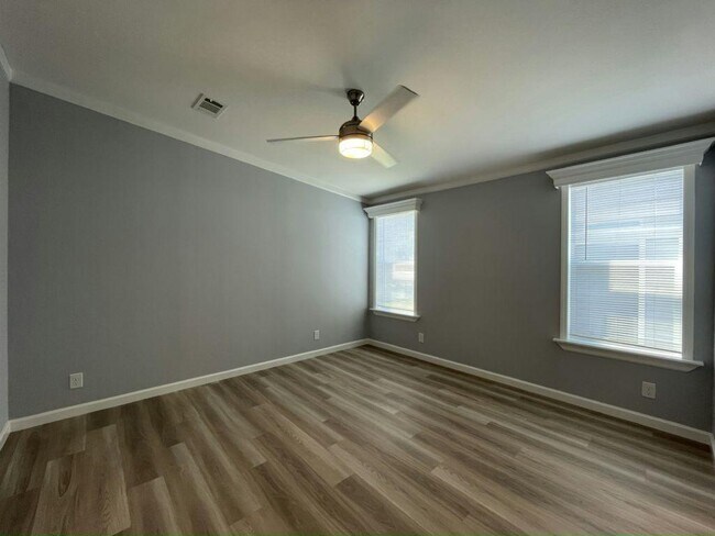 Building Photo - 3608 Campari Dr