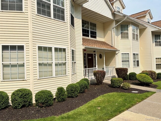 Building Photo - 209 Ramapo Rd