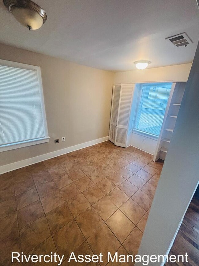 Building Photo - A Must See Gem Located In Frayser!!!! Sect...