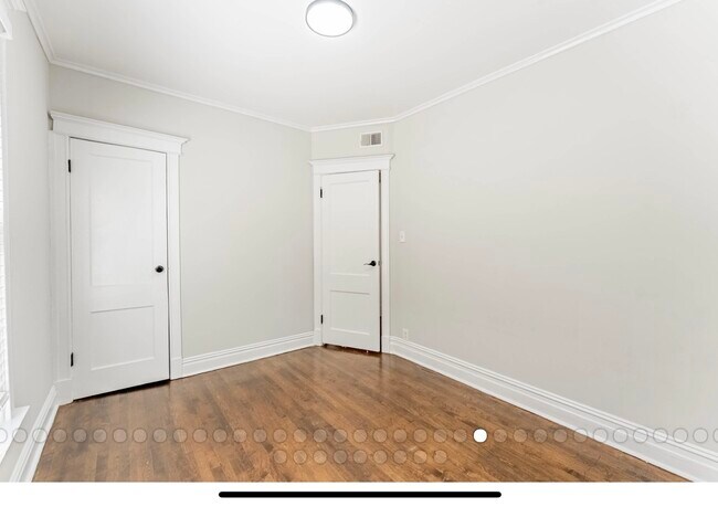 Building Photo - 6241 S Troy St