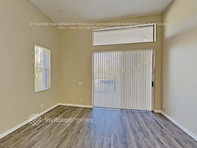 Building Photo - 8227 NW 41st St