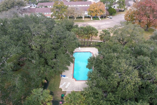 Building Photo - 14147 Misty Meadow Ln