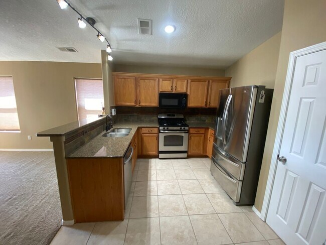 Building Photo - 1952 Mesa Grande Loop NE