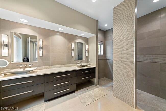 Building Photo - 9169 Mercato Way