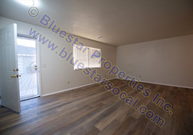 Building Photo - 20705 Thunderbird Rd