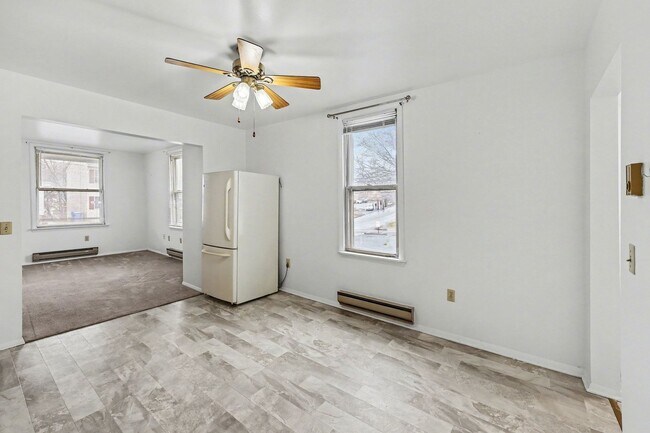 Building Photo - 6710-6720 Clearfied St