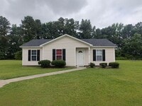 Building Photo - Elegance in Elizabeth City!